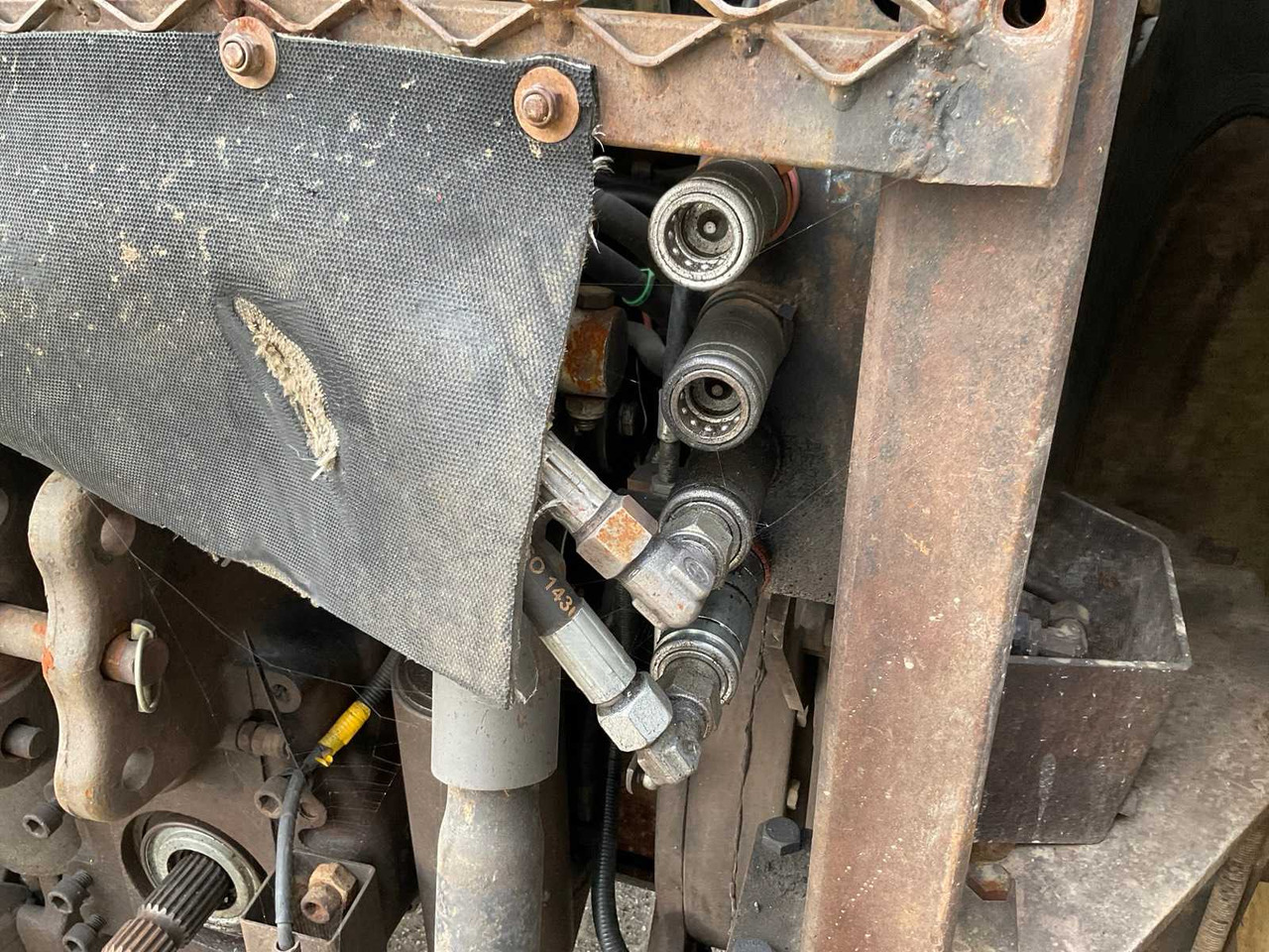 Traktor 2003 VALTRA 8950 HITECH ALL-WHEEL DRIVE FARM TRACTOR: foto 17