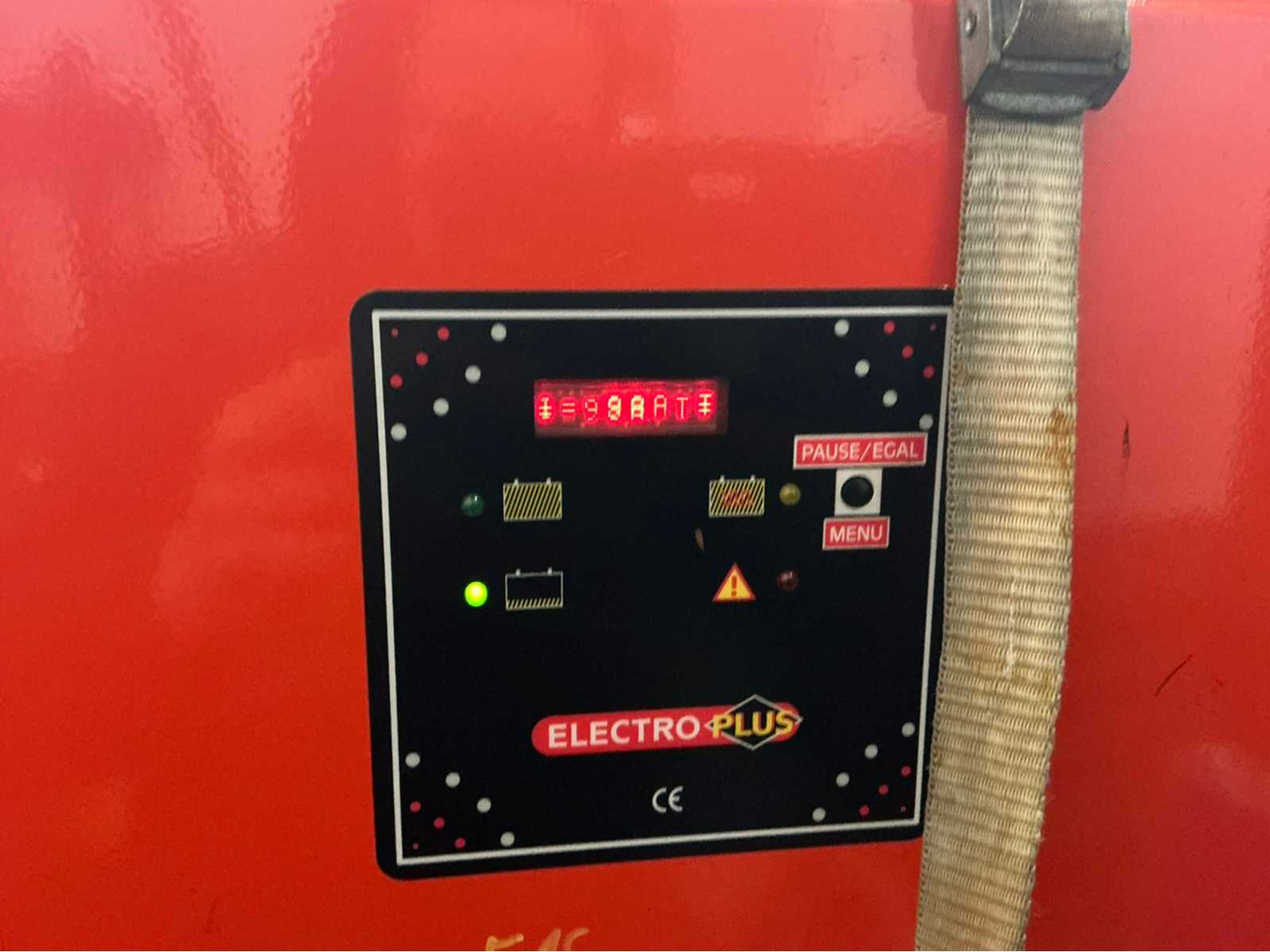 2005 LINDE-FENWICK E16C-02 FORKLIFT - Pirun ngritës: foto 4 2005 LINDE-FENWICK E16C-02 FORKLIFT - Pirun ngritës: foto 4