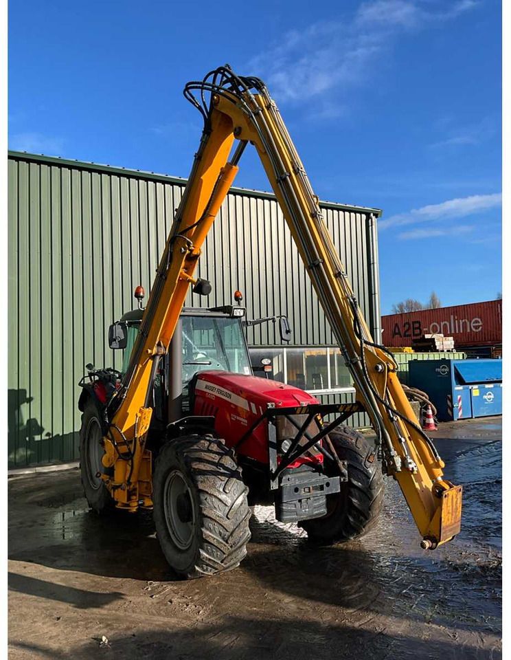 2007 MASSEY FERGUSON 6480 FOUR WHEEL DRIVE FARM TRACTOR - Traktor: foto 3 2007 MASSEY FERGUSON 6480 FOUR WHEEL DRIVE FARM TRACTOR - Traktor: foto 3