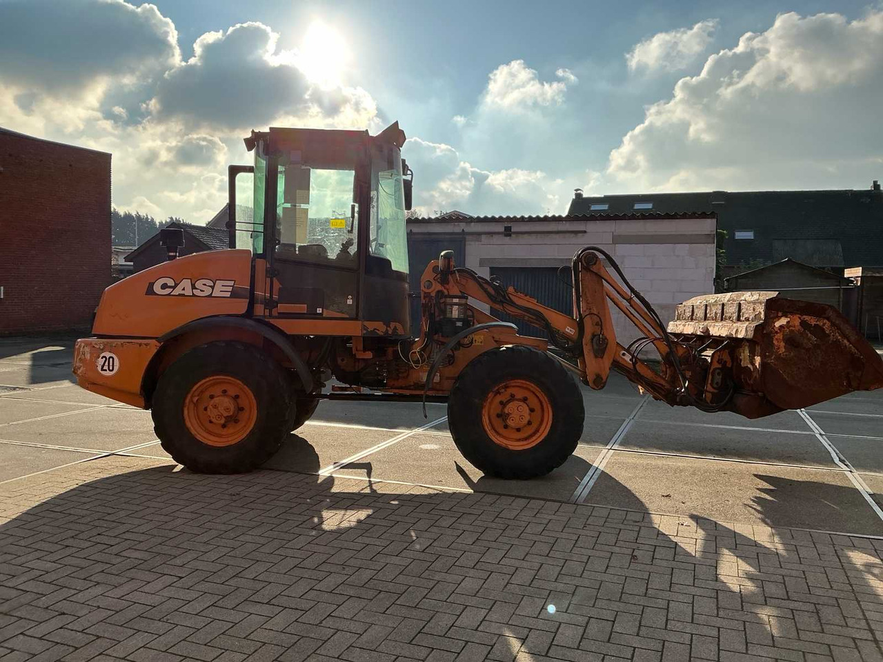 2008 CASE 321E BULLDOZER - Buldozer: foto 4 2008 CASE 321E BULLDOZER - Buldozer: foto 4