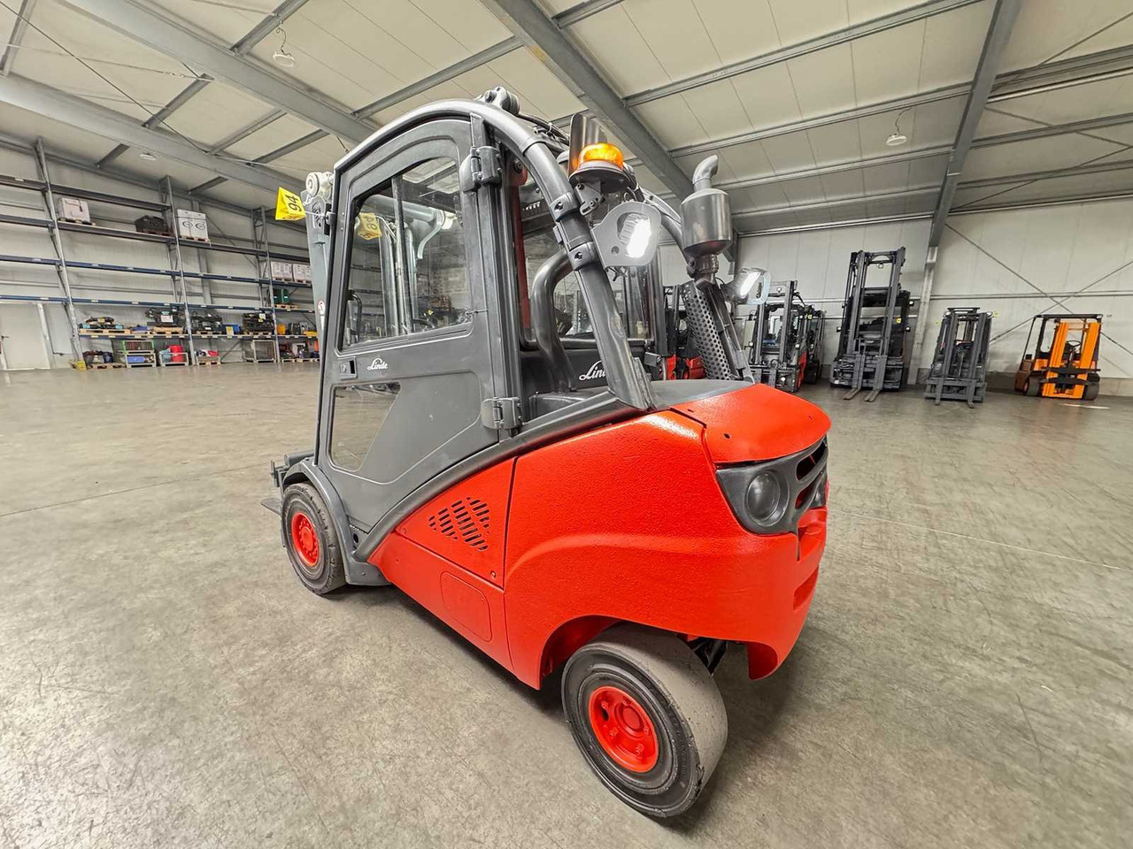 2010 S+UVV 06/26 LINDE H30D 3.+4.VALVE TRIPLEX 466CM DIESEL FORKLIFT 12.073 HOURS - Pirun ngritës: foto 5 2010 S+UVV 06/26 LINDE H30D 3.+4.VALVE TRIPLEX 466CM DIESEL FORKLIFT 12.073 HOURS - Pirun ngritës: foto 5