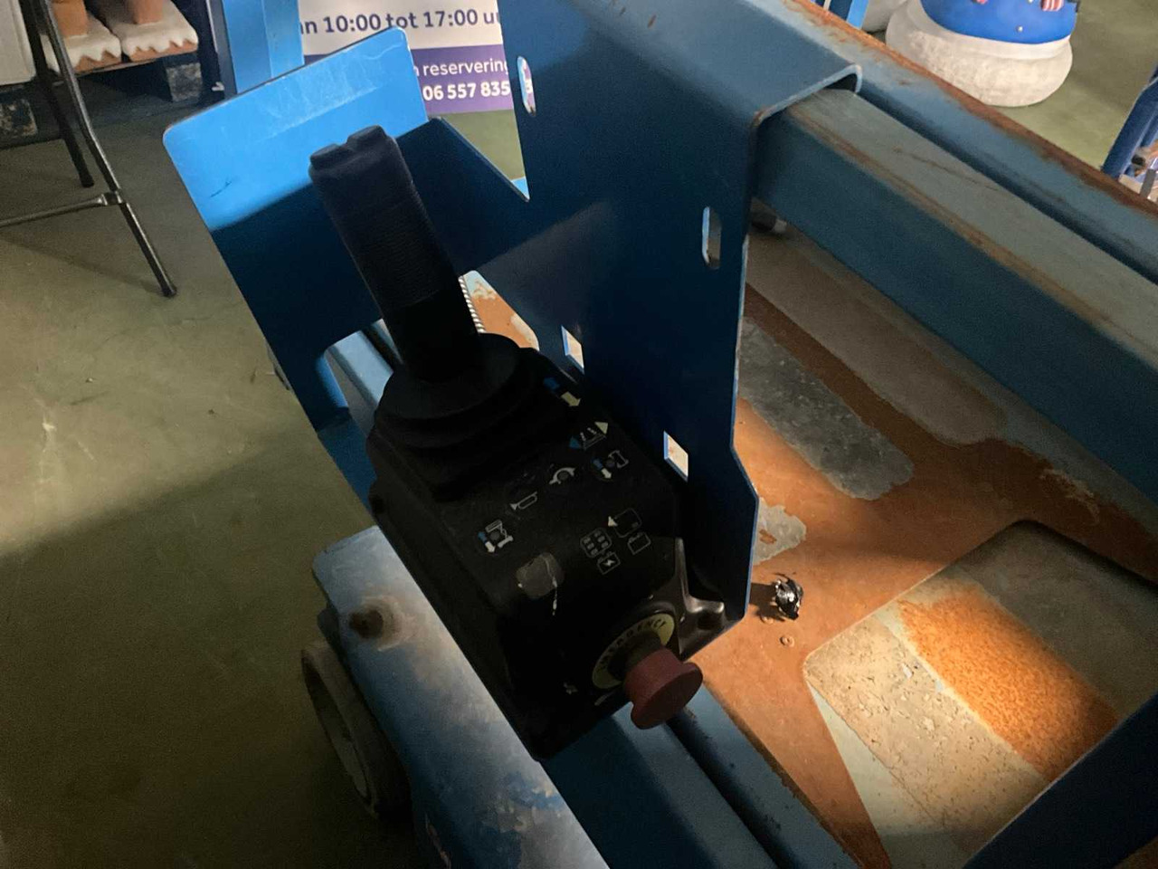 2011 GENIE GRC-12 AERIAL PLATFORM - Platformë ajrore: foto 4 2011 GENIE GRC-12 AERIAL PLATFORM - Platformë ajrore: foto 4