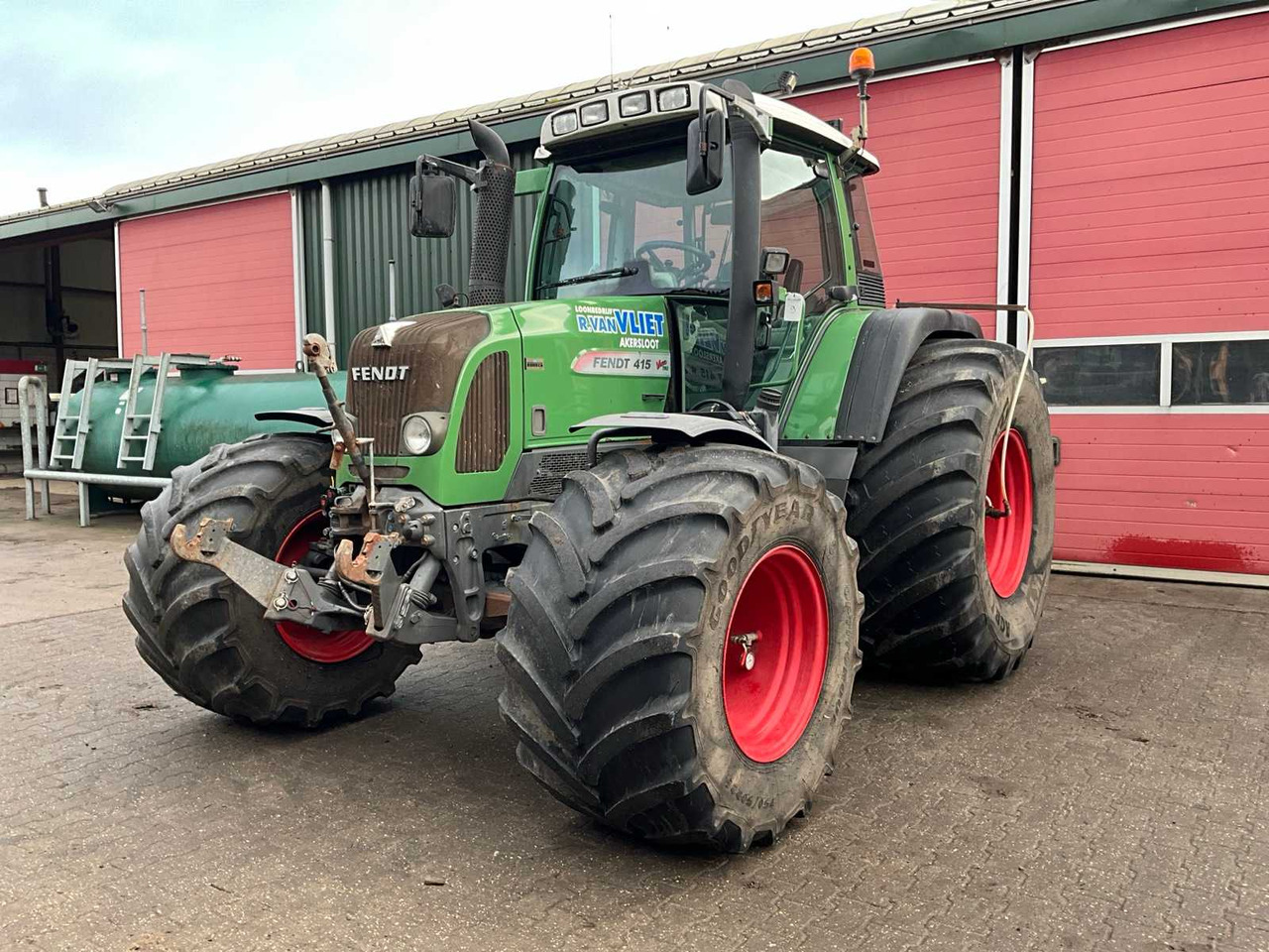 2013 FENDT 415 TMS ALL-WHEEL DRIVE FARM TRACTOR - Traktor: foto 1 2013 FENDT 415 TMS ALL-WHEEL DRIVE FARM TRACTOR - Traktor: foto 1