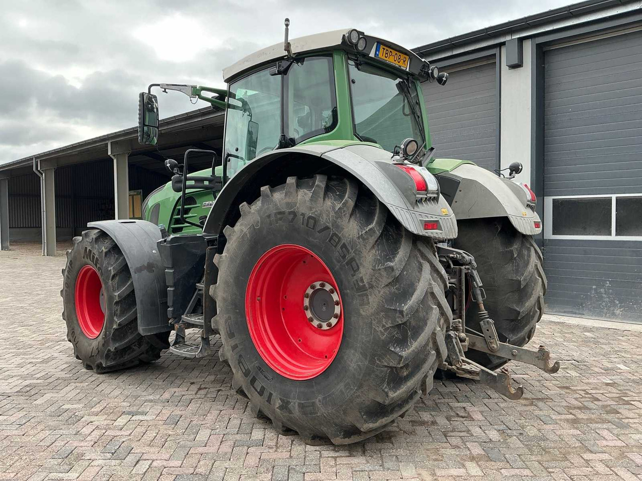 2013 FENDT 936 VARIO ALL-WHEEL DRIVE FARM TRACTOR - Traktor: foto 3 2013 FENDT 936 VARIO ALL-WHEEL DRIVE FARM TRACTOR - Traktor: foto 3