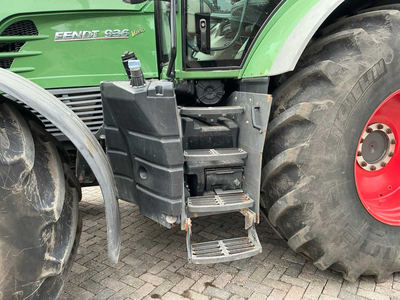 Traktor 2013 FENDT 936 VARIO ALL-WHEEL DRIVE FARM TRACTOR: foto 14