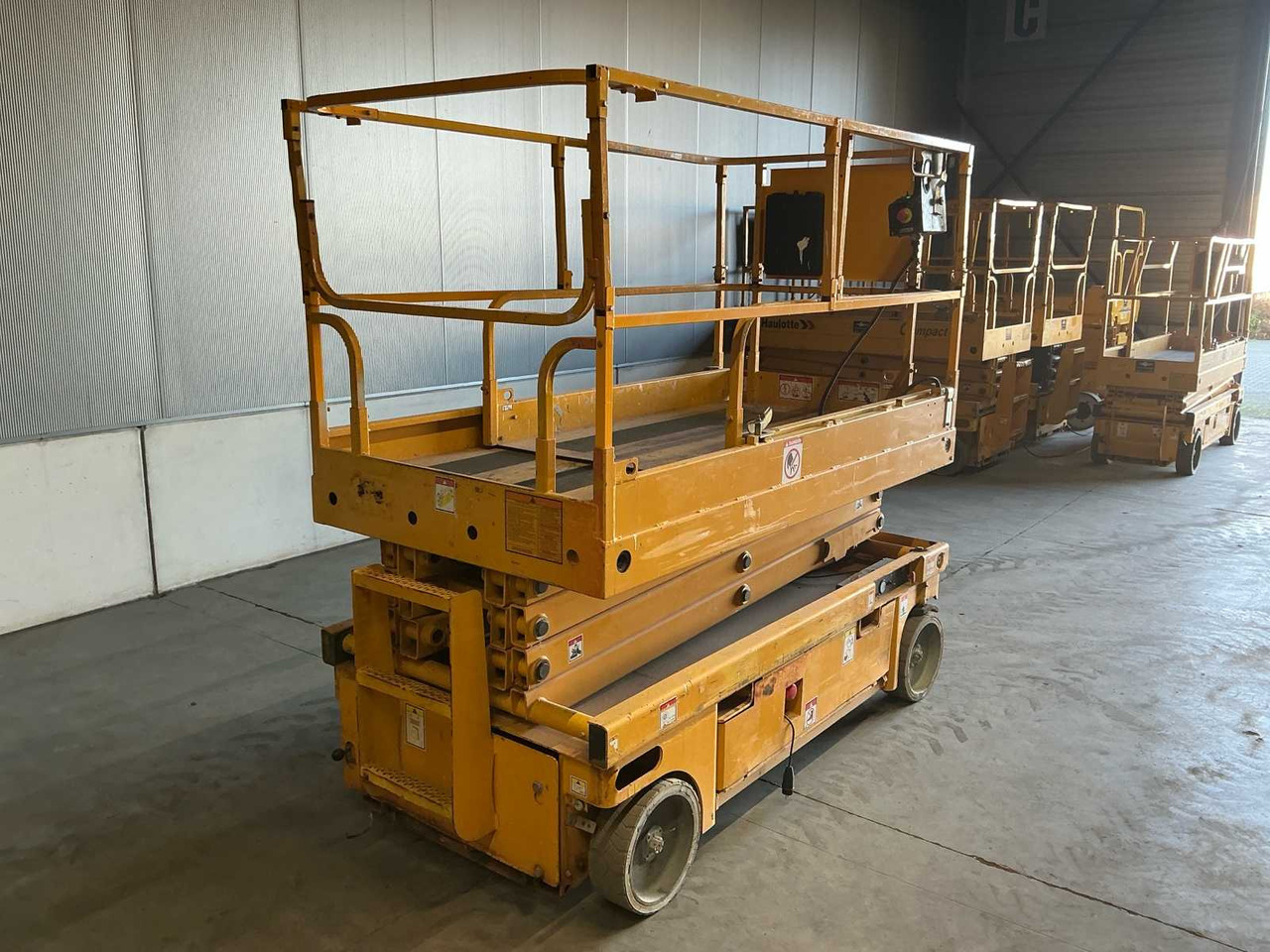 2013 HAULOTTE COMPACT 10 AERIAL PLATFORM - Platformë ajrore: foto 5 2013 HAULOTTE COMPACT 10 AERIAL PLATFORM - Platformë ajrore: foto 5