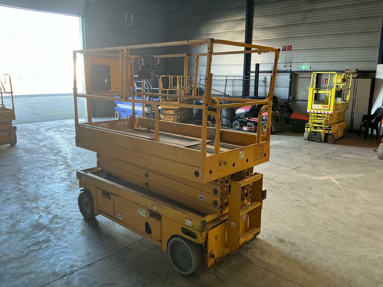 2013 HAULOTTE COMPACT 10 AERIAL PLATFORM - Platformë ajrore: foto 4 2013 HAULOTTE COMPACT 10 AERIAL PLATFORM - Platformë ajrore: foto 4