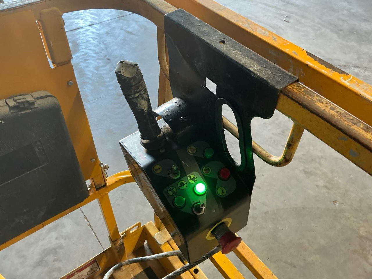 Platformë ajrore 2013 HAULOTTE COMPACT 8 AERIAL PLATFORM: foto 7 Platformë ajrore 2013 HAULOTTE COMPACT 8 AERIAL PLATFORM: foto 7