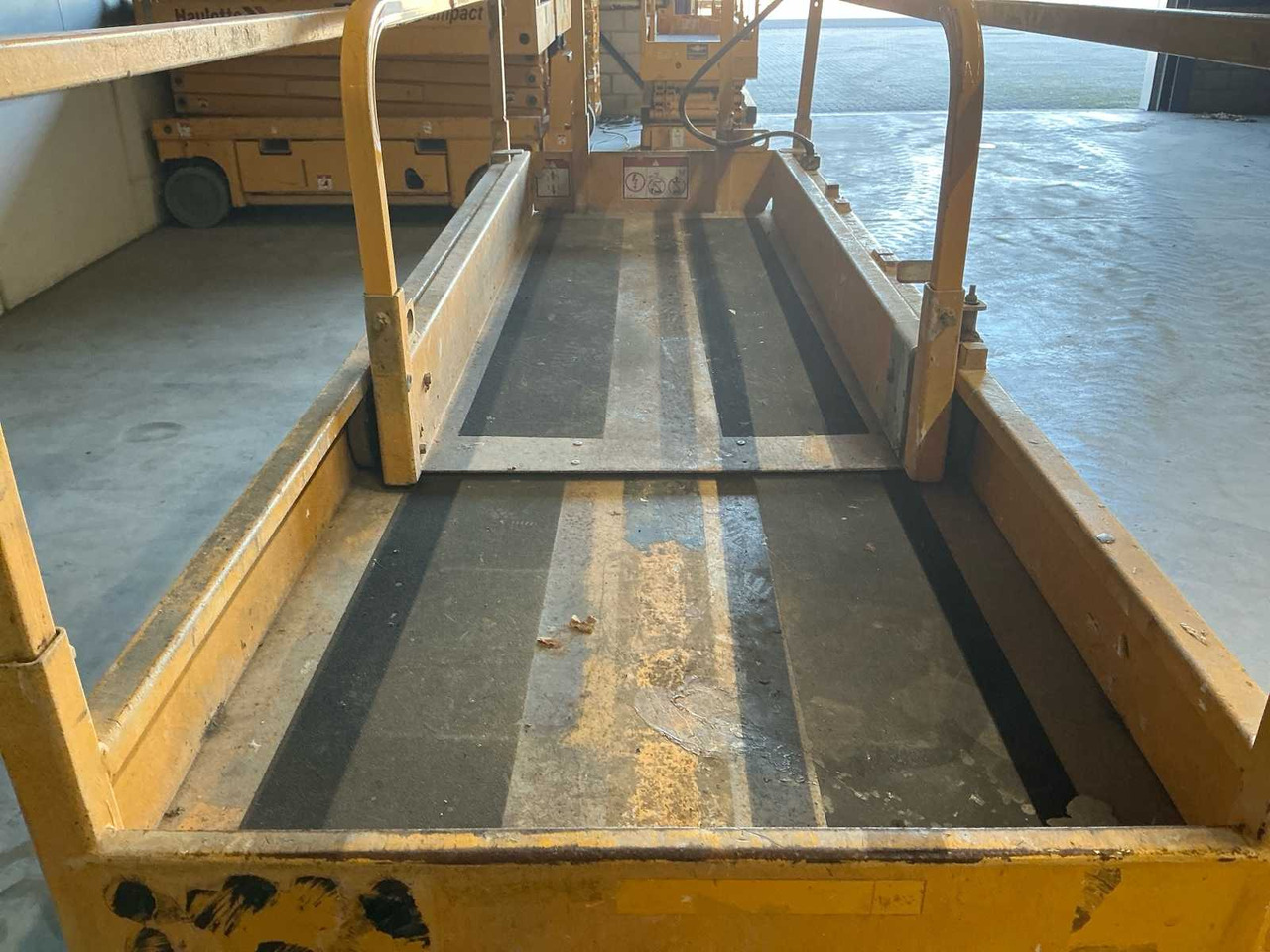 Platformë ajrore 2013 HAULOTTE COMPACT 8 AERIAL PLATFORM: foto 12 Platformë ajrore 2013 HAULOTTE COMPACT 8 AERIAL PLATFORM: foto 12