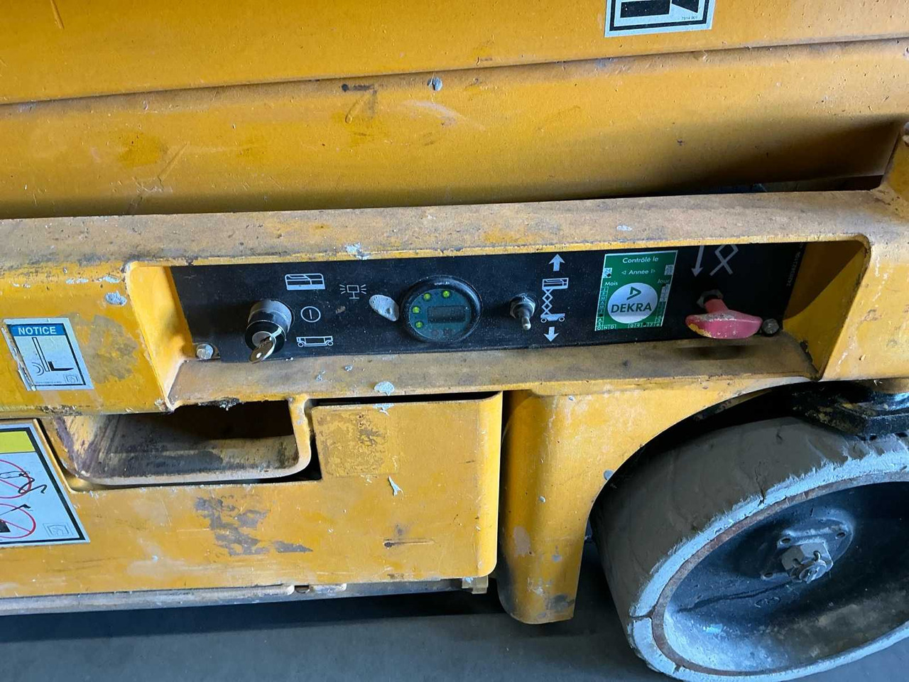 Platformë ajrore 2013 HAULOTTE COMPACT 8 AERIAL PLATFORM: foto 14 Platformë ajrore 2013 HAULOTTE COMPACT 8 AERIAL PLATFORM: foto 14