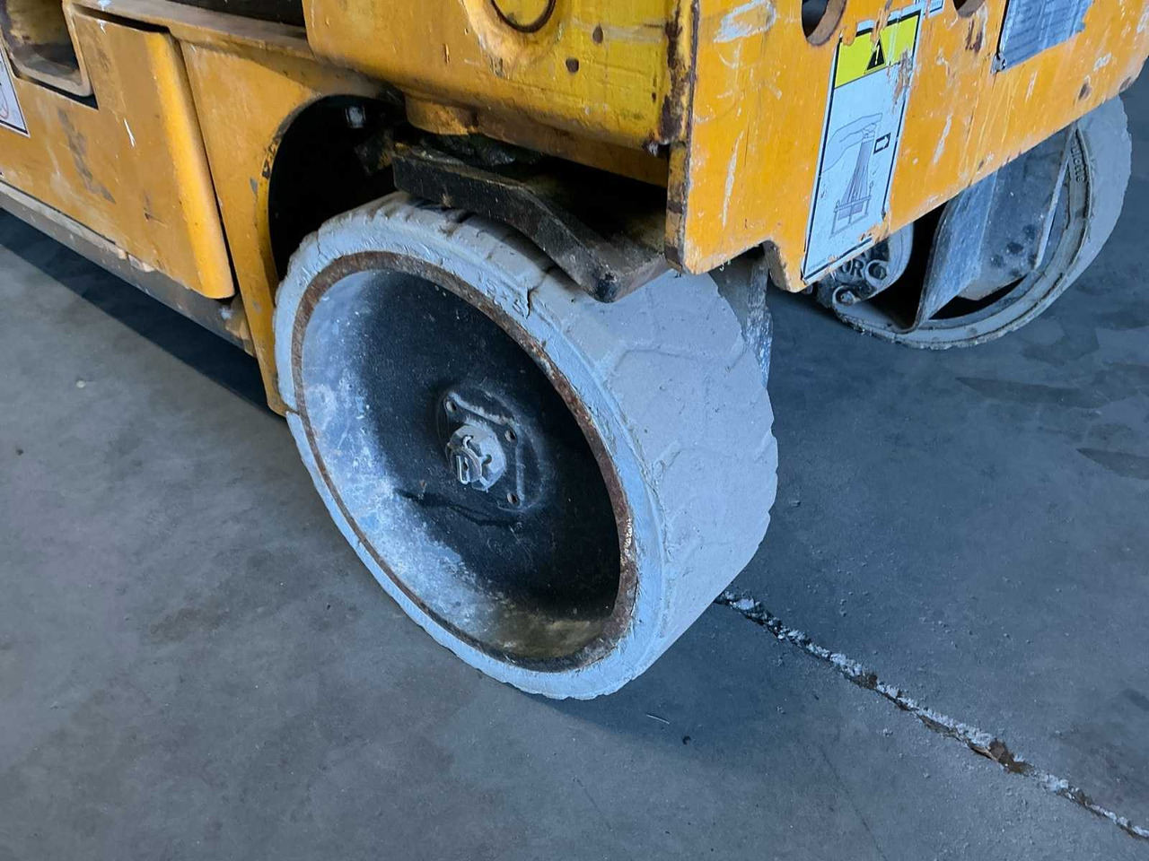 Platformë ajrore 2013 HAULOTTE COMPACT 8 AERIAL PLATFORM: foto 18 Platformë ajrore 2013 HAULOTTE COMPACT 8 AERIAL PLATFORM: foto 18