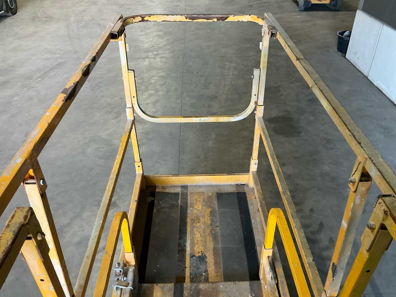 Platformë ajrore 2013 HAULOTTE COMPACT 8 AERIAL PLATFORM: foto 10 Platformë ajrore 2013 HAULOTTE COMPACT 8 AERIAL PLATFORM: foto 10