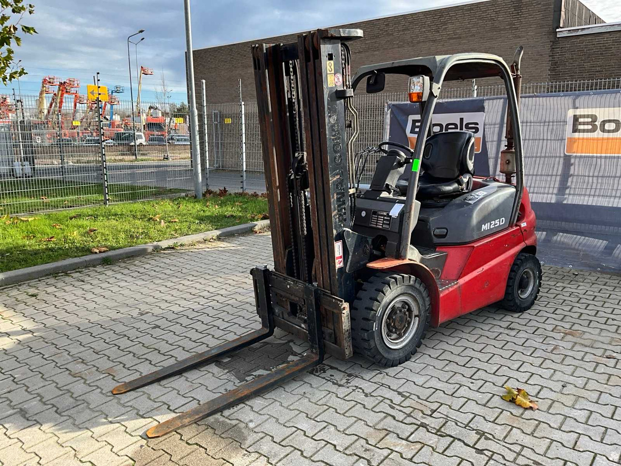2013 MANITOU MI25D FORKLIFT - Pirun ngritës: foto 1 2013 MANITOU MI25D FORKLIFT - Pirun ngritës: foto 1