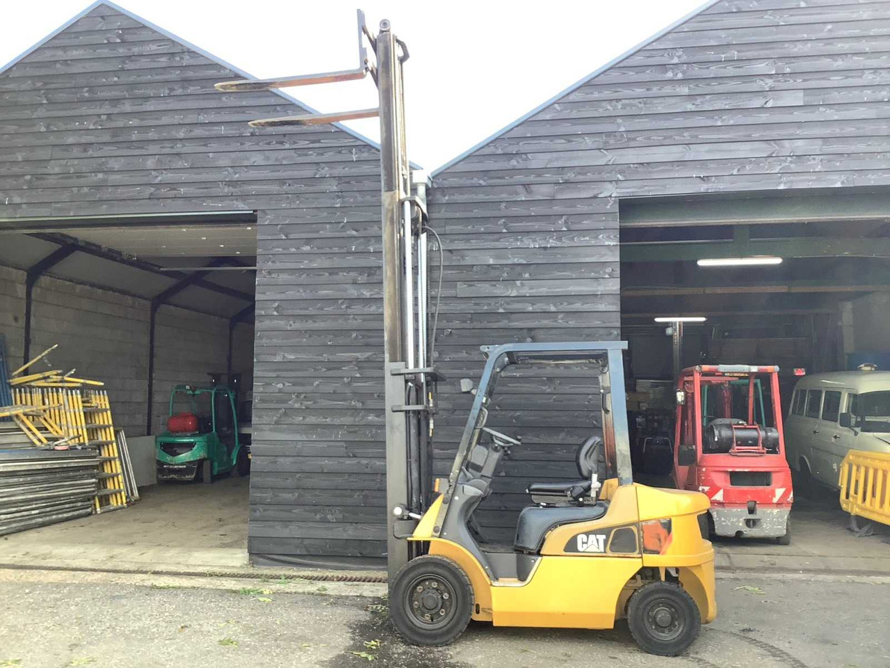 2014 CATHAPILAR DP25NT FORKLIFT TRUCK - Pirun ngritës: foto 4 2014 CATHAPILAR DP25NT FORKLIFT TRUCK - Pirun ngritës: foto 4