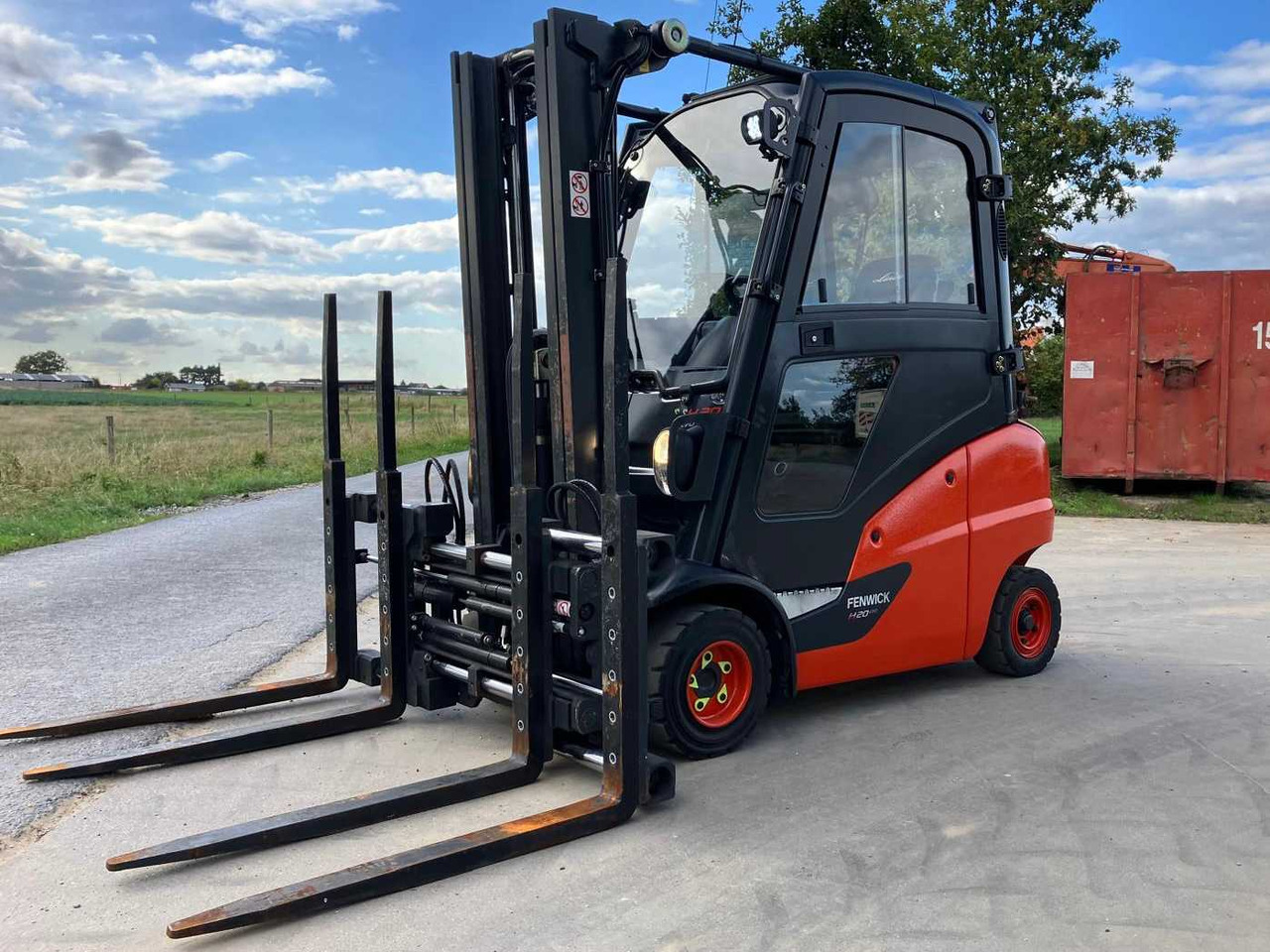 2015 LINDE H20T DOUBLE FORK FORKLIFT - Pirun ngritës: foto 1 2015 LINDE H20T DOUBLE FORK FORKLIFT - Pirun ngritës: foto 1