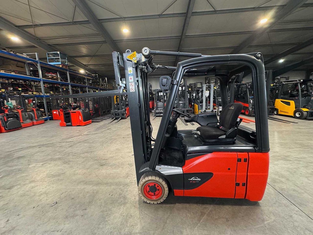 2017 SERVICE+UVV 11/2026 LINDE E16 1,600KG ELECTRIC FORKLIFT 5,866 HOURS - Pirun ngritës: foto 1 2017 SERVICE+UVV 11/2026 LINDE E16 1,600KG ELECTRIC FORKLIFT 5,866 HOURS - Pirun ngritës: foto 1