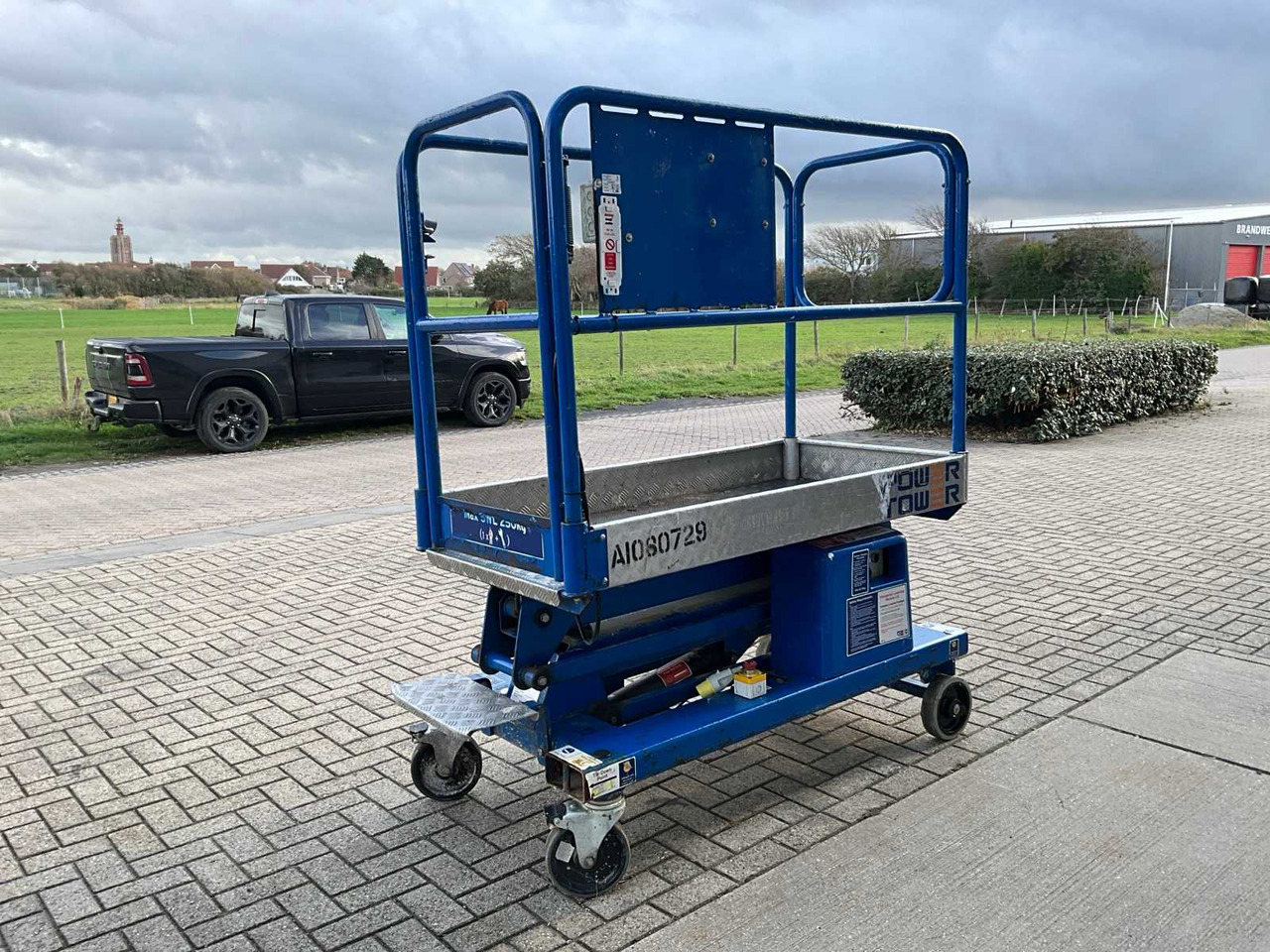 2019 JLG POWER TOWER AERIAL PLATFORM - Platformë ajrore: foto 3 2019 JLG POWER TOWER AERIAL PLATFORM - Platformë ajrore: foto 3