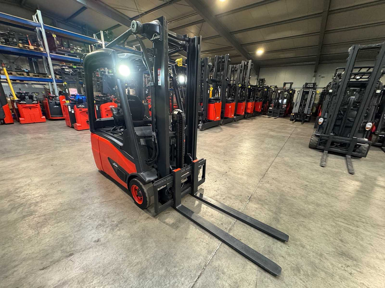 2019 LINDE E16 EVO DUPLEX FREE LIFT ELECTRIC FORKLIFT 14,851 HOURS - Pirun ngritës: foto 5 2019 LINDE E16 EVO DUPLEX FREE LIFT ELECTRIC FORKLIFT 14,851 HOURS - Pirun ngritës: foto 5
