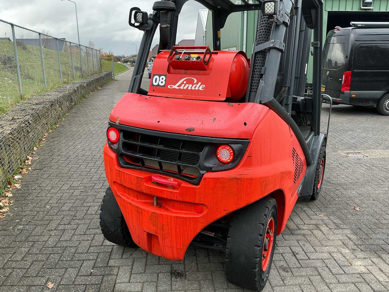 2019 LINDE H40T-02 FORKLIFT - Pirun ngritës: foto 3 2019 LINDE H40T-02 FORKLIFT - Pirun ngritës: foto 3