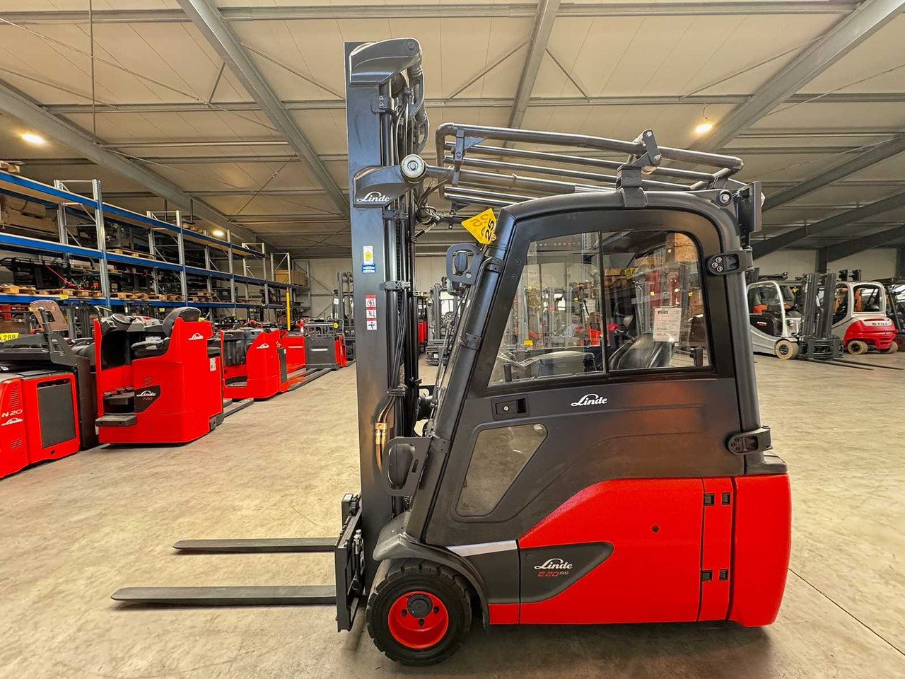 2020 SERVICE + UVV 07/2026 LINDE E20L 2.000KG 3.+4. VALVE TRIPLEX SCALE CAMERA FULL ELECTRIC FORKLIFT - Pirun ngritës: foto 2 2020 SERVICE + UVV 07/2026 LINDE E20L 2.000KG 3.+4. VALVE TRIPLEX SCALE CAMERA FULL ELECTRIC FORKLIFT - Pirun ngritës: foto 2