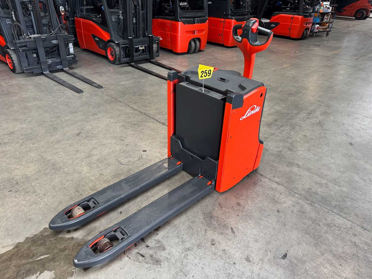 2021 LINDE T16L PALLET TRUCK ANT STACKER INITIAL STROKE 1,675 HOURS - Pirun ngritës: foto 3 2021 LINDE T16L PALLET TRUCK ANT STACKER INITIAL STROKE 1,675 HOURS - Pirun ngritës: foto 3