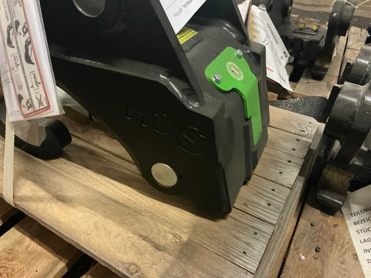 2022 ACB H3S QUICK COUPLER, HYDR. MODULE 3 - Fadrom me goma: foto 3 2022 ACB H3S QUICK COUPLER, HYDR. MODULE 3 - Fadrom me goma: foto 3