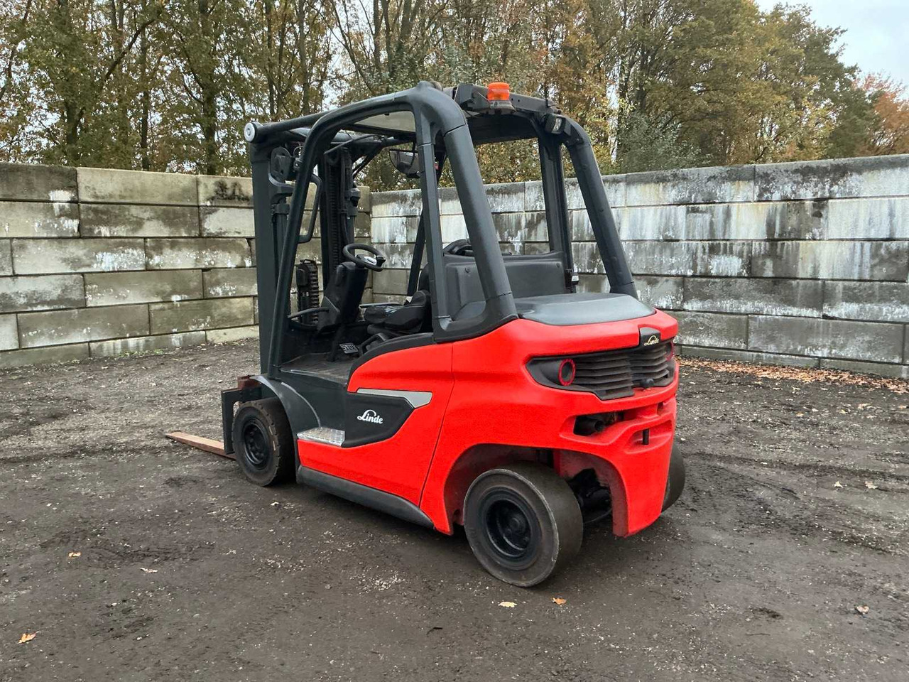 2022 LINDE H20D-01/600 FORKLIFT TRUCK - Pirun ngritës: foto 3 2022 LINDE H20D-01/600 FORKLIFT TRUCK - Pirun ngritës: foto 3
