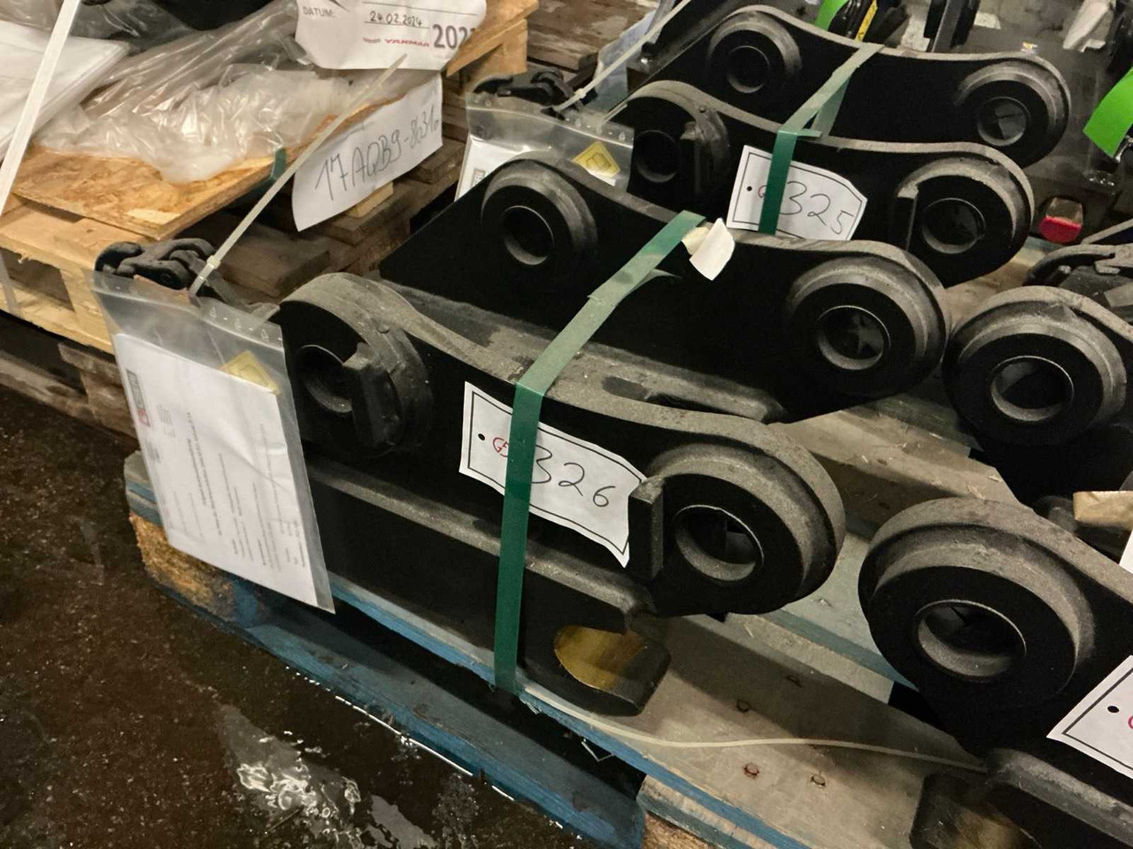 2022 YANMAR HCSW08 QUICK COUPLER, HYDR. - Fadrom me goma: foto 4 2022 YANMAR HCSW08 QUICK COUPLER, HYDR. - Fadrom me goma: foto 4