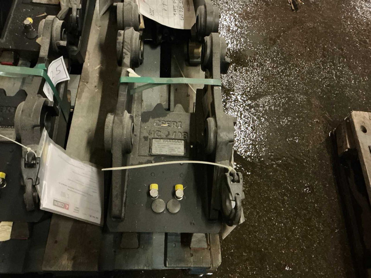 2022 YANMAR HCSW08 QUICK COUPLER, HYDR. - Fadrom me goma: foto 2 2022 YANMAR HCSW08 QUICK COUPLER, HYDR. - Fadrom me goma: foto 2