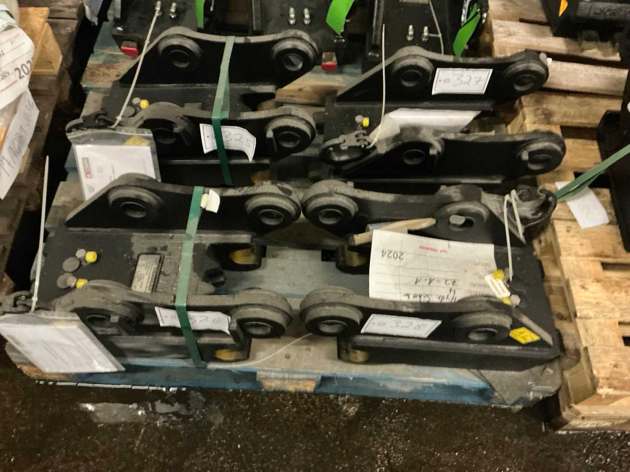 2022 YANMAR HCSW08 QUICK COUPLER, HYDR. - Fadrom me goma: foto 5 2022 YANMAR HCSW08 QUICK COUPLER, HYDR. - Fadrom me goma: foto 5