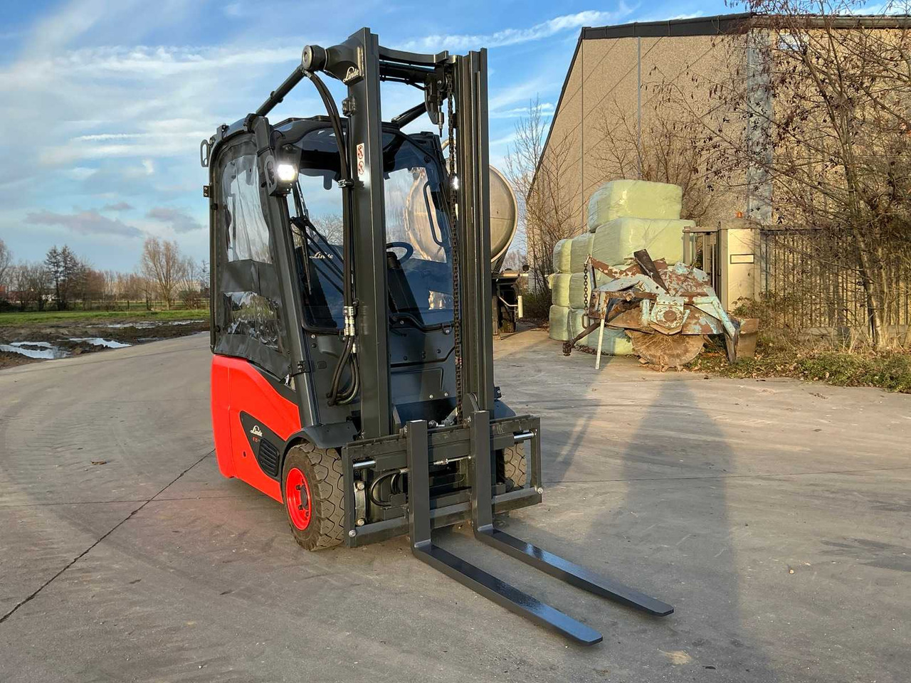 2023 LINDE E15-02 FORKLIFT - Pirun ngritës: foto 2 2023 LINDE E15-02 FORKLIFT - Pirun ngritës: foto 2