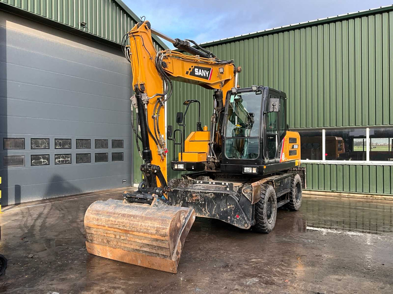 2023 SANY SY155W WHEELED EXCAVATOR - Ekskavator me goma: foto 1 2023 SANY SY155W WHEELED EXCAVATOR - Ekskavator me goma: foto 1