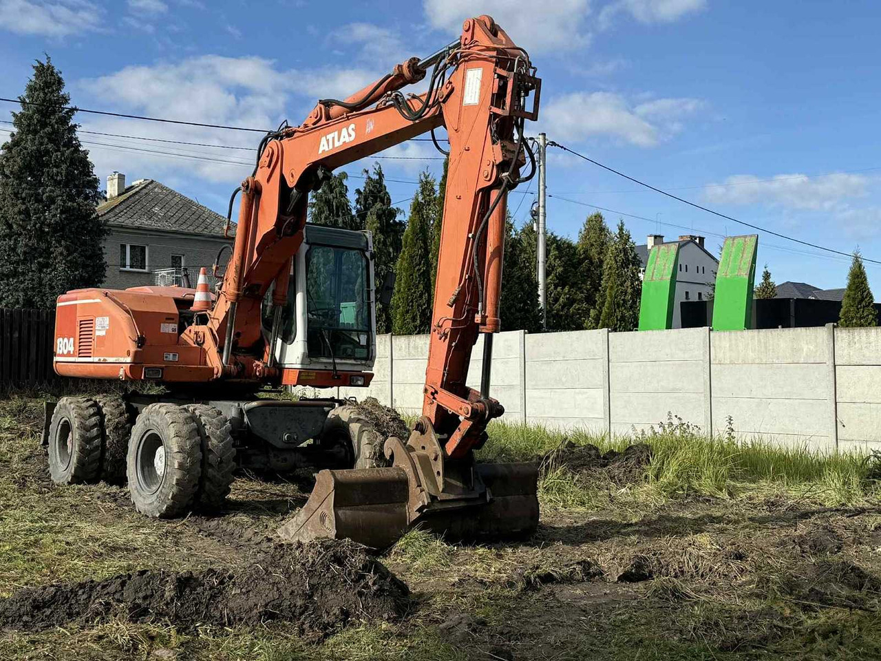ATLAS 1304 WHEELED EXCAVATOR - Ekskavator me goma: foto 2 ATLAS 1304 WHEELED EXCAVATOR - Ekskavator me goma: foto 2