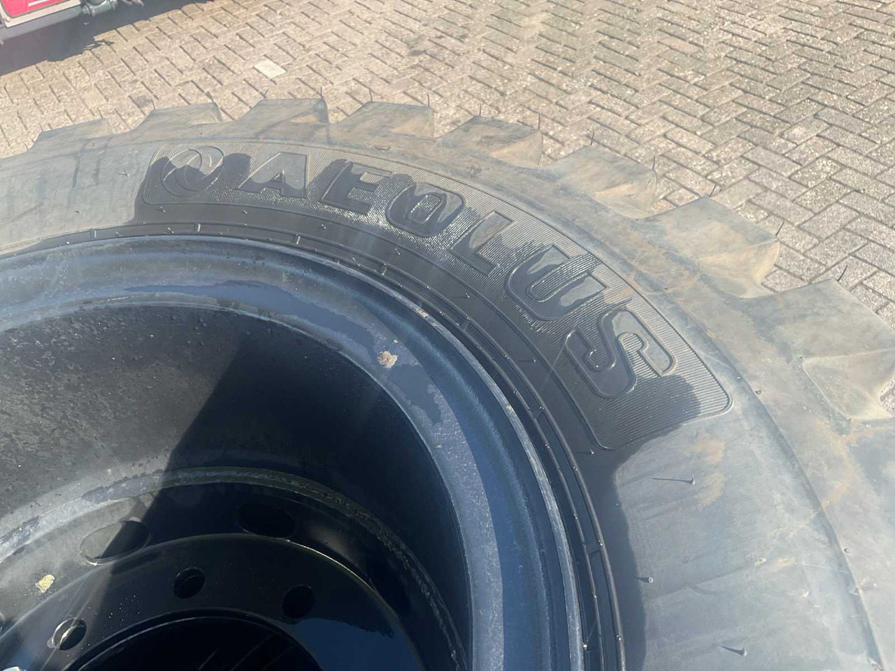 Aeolus Aex1 - Goma dhe bandazhe për Traktor: foto 4 Aeolus Aex1 - Goma dhe bandazhe për Traktor: foto 4