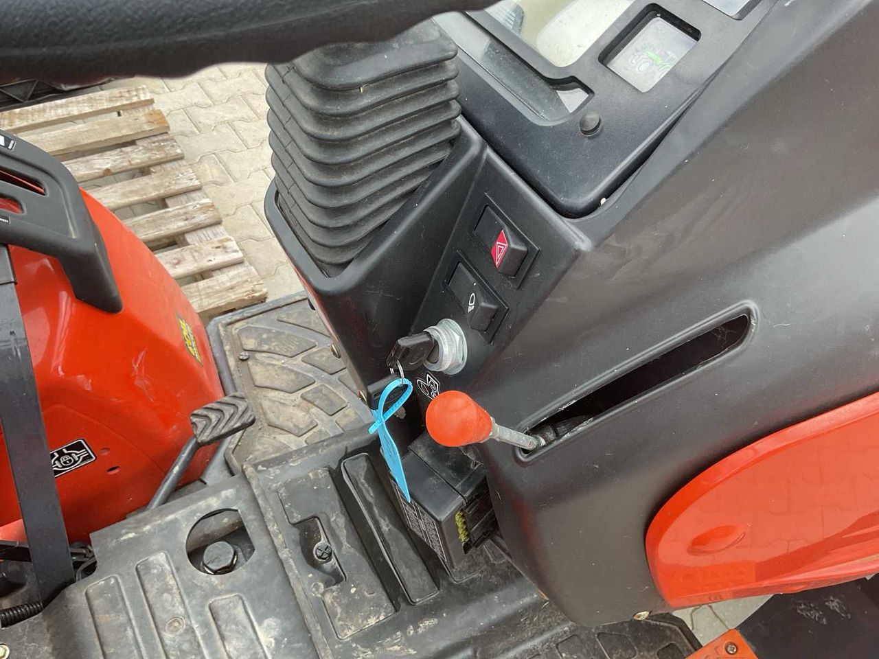 Avenger - Minitraktor: foto 2 Avenger - Minitraktor: foto 2