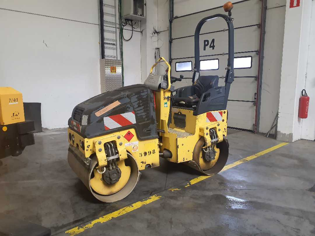 Bomag BW100ADM - Ngjeshës: foto 1 Bomag BW100ADM - Ngjeshës: foto 1