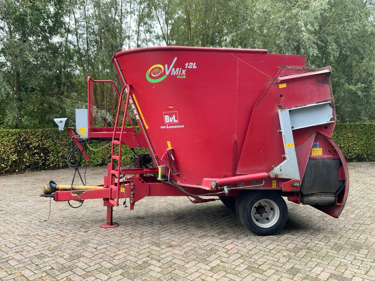 Bvl-van lengerich V-MIX 12L Plus - Vagon për përzierjen e foragjereve: foto 4 Bvl-van lengerich V-MIX 12L Plus - Vagon për përzierjen e foragjereve: foto 4