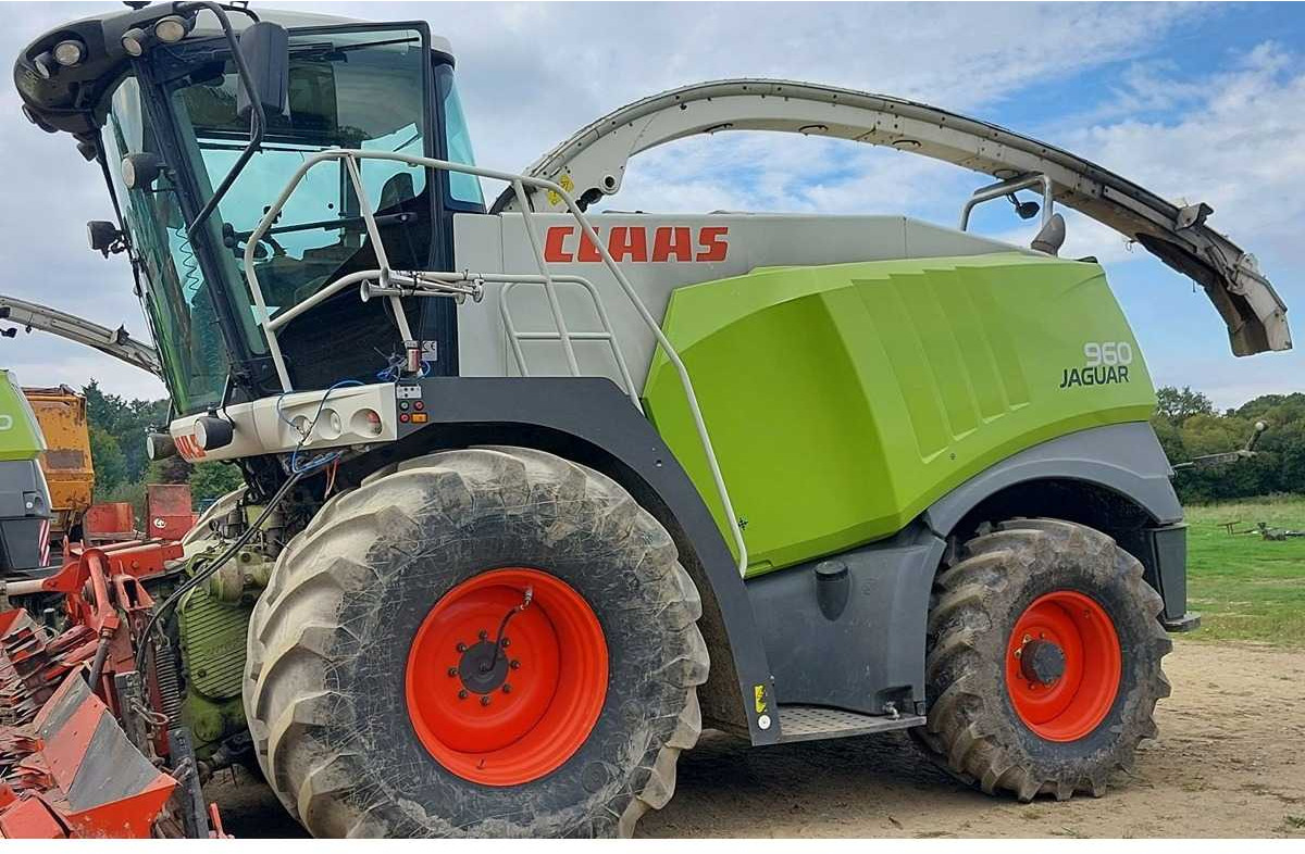 CLAAS - 2011 - 960 - HARVESTER-CHOPPER - Korrëse foragjere: foto 1 CLAAS - 2011 - 960 - HARVESTER-CHOPPER - Korrëse foragjere: foto 1