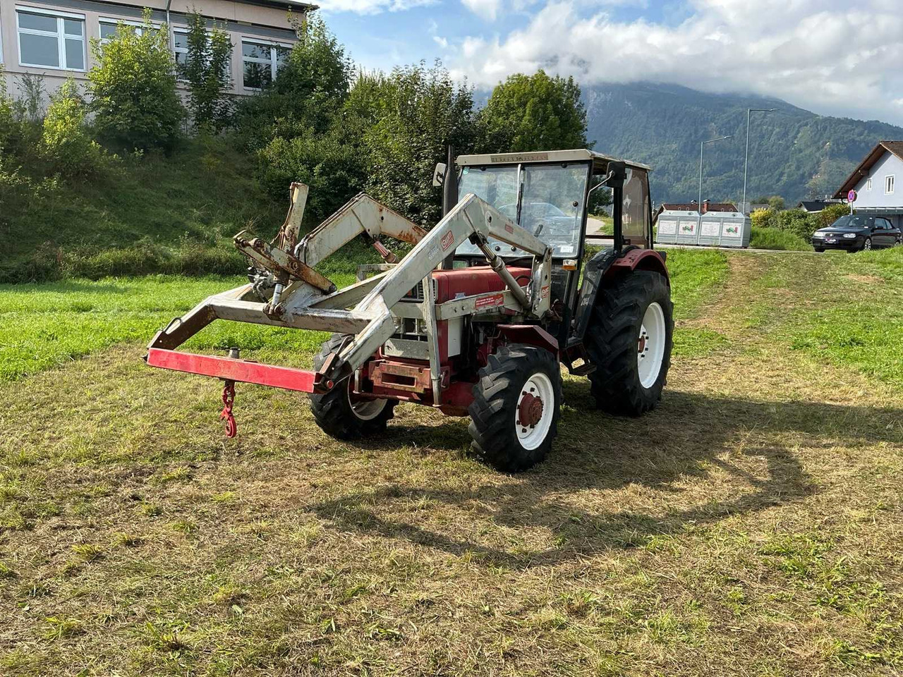 Case IH 733A - Traktor: foto 1 Case IH 733A - Traktor: foto 1