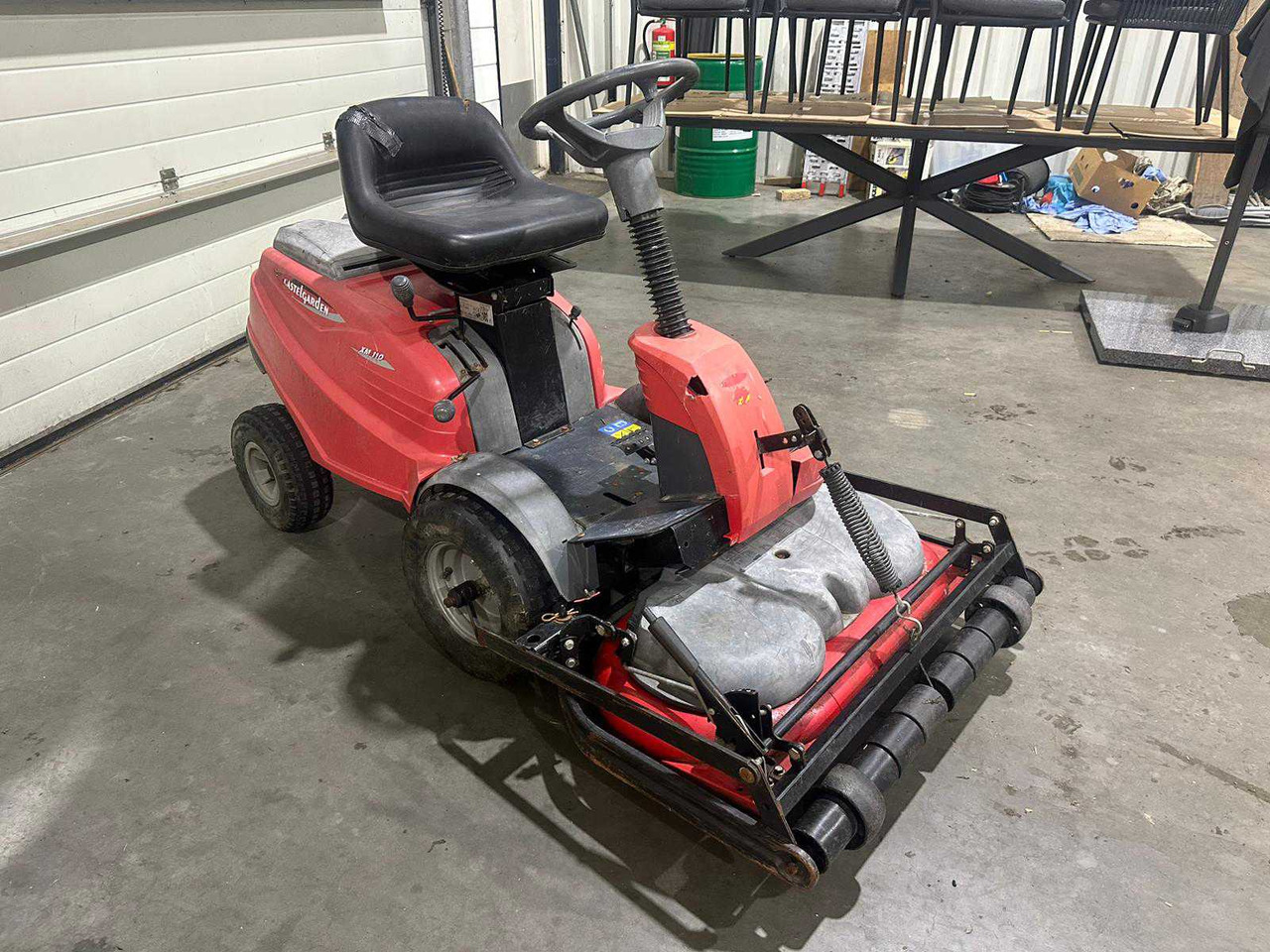 Castelgarden xm 110 - Korrëse bari i kopshtit: foto 2 Castelgarden xm 110 - Korrëse bari i kopshtit: foto 2