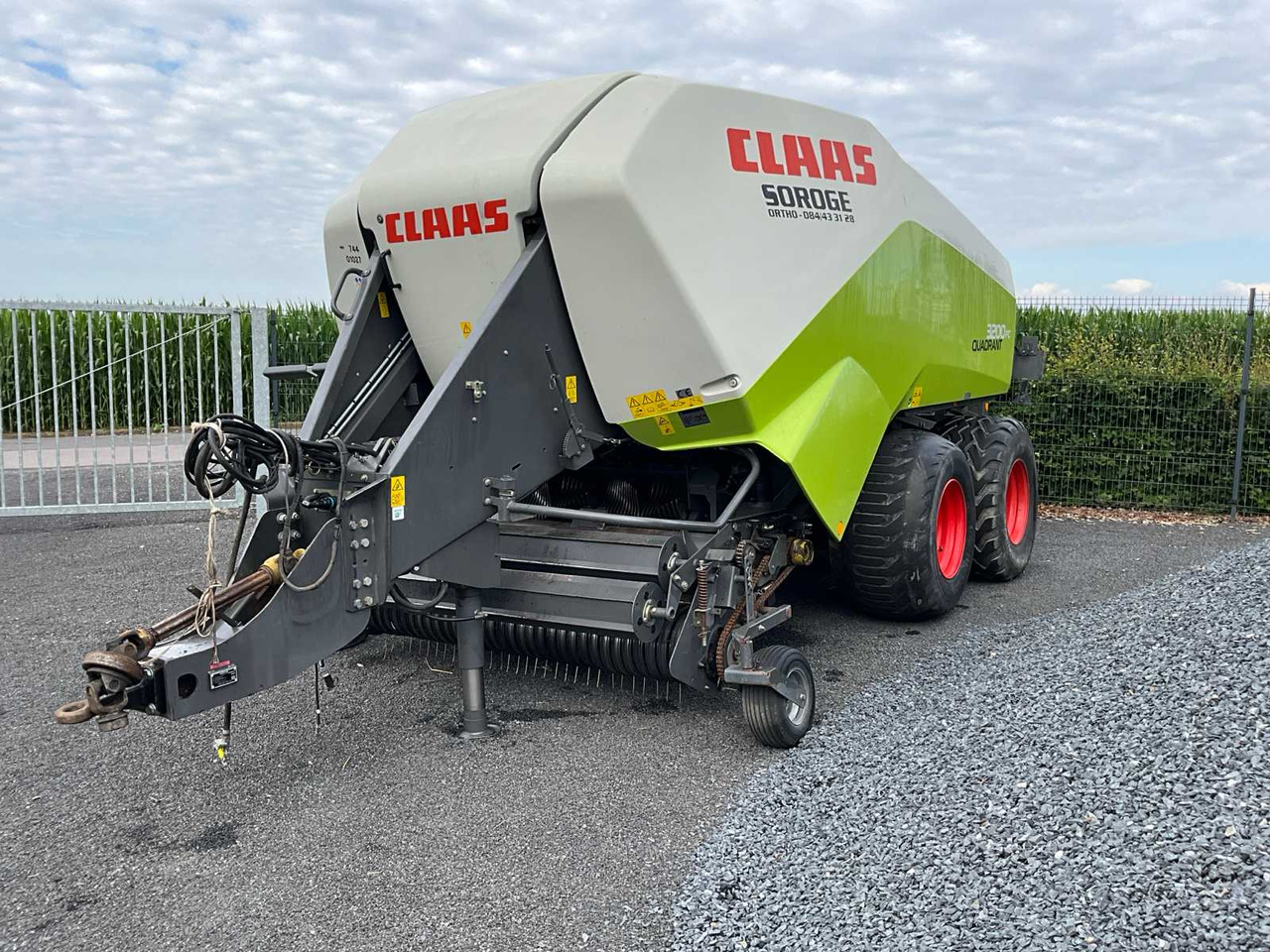 Claas 3200FC - Dengmbledhëse katrore: foto 1 Claas 3200FC - Dengmbledhëse katrore: foto 1