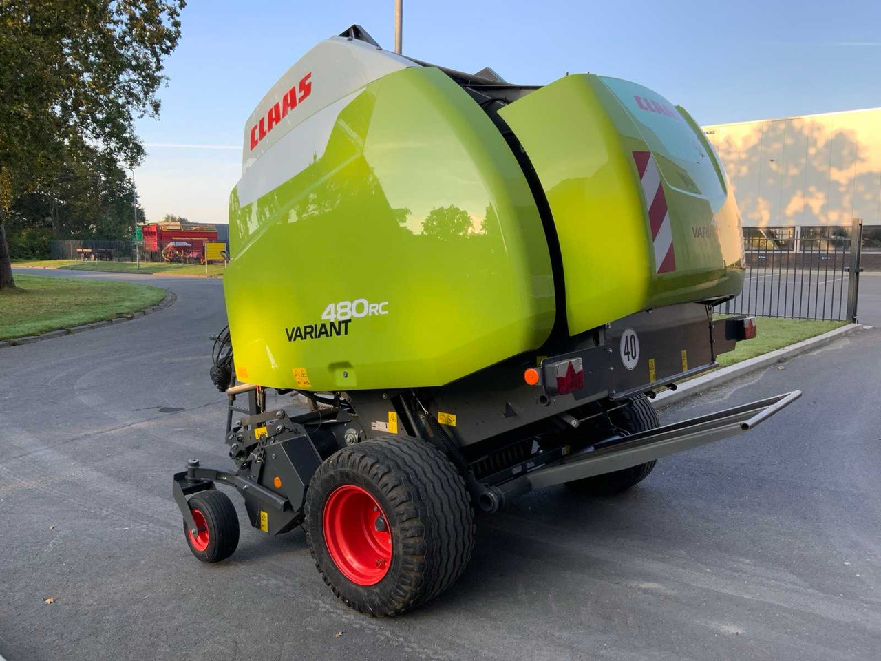 Claas 480 RC - Dengmbledhëse e rrumbullakët: foto 3 Claas 480 RC - Dengmbledhëse e rrumbullakët: foto 3