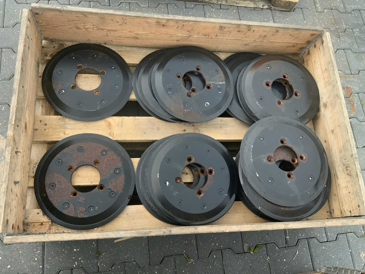 Cutting discs slurry injector (18x) - Pajisje plehërimi: foto 1 Cutting discs slurry injector (18x) - Pajisje plehërimi: foto 1