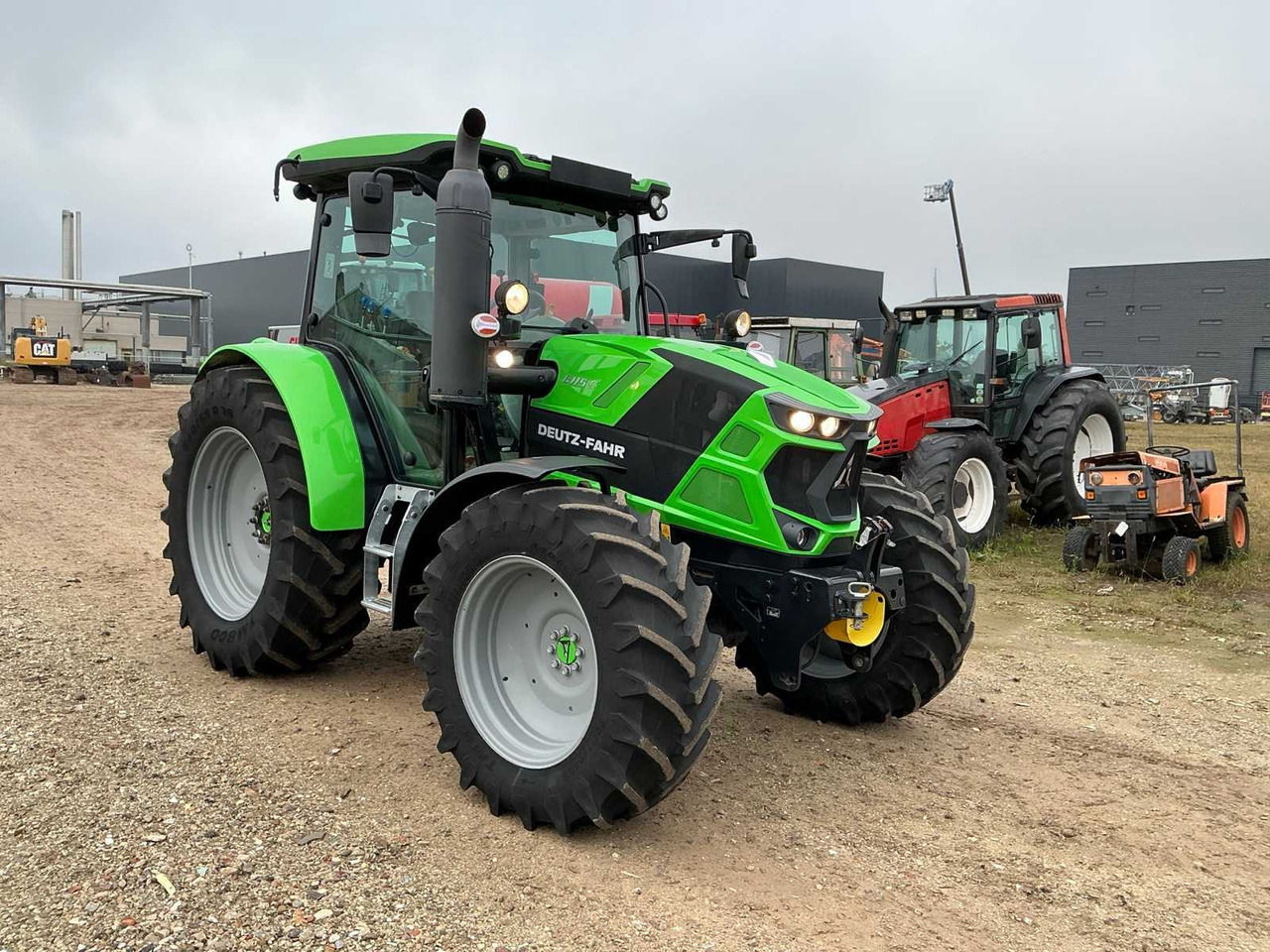 Deutz-Fahr 6115C - Traktor: foto 4 Deutz-Fahr 6115C - Traktor: foto 4