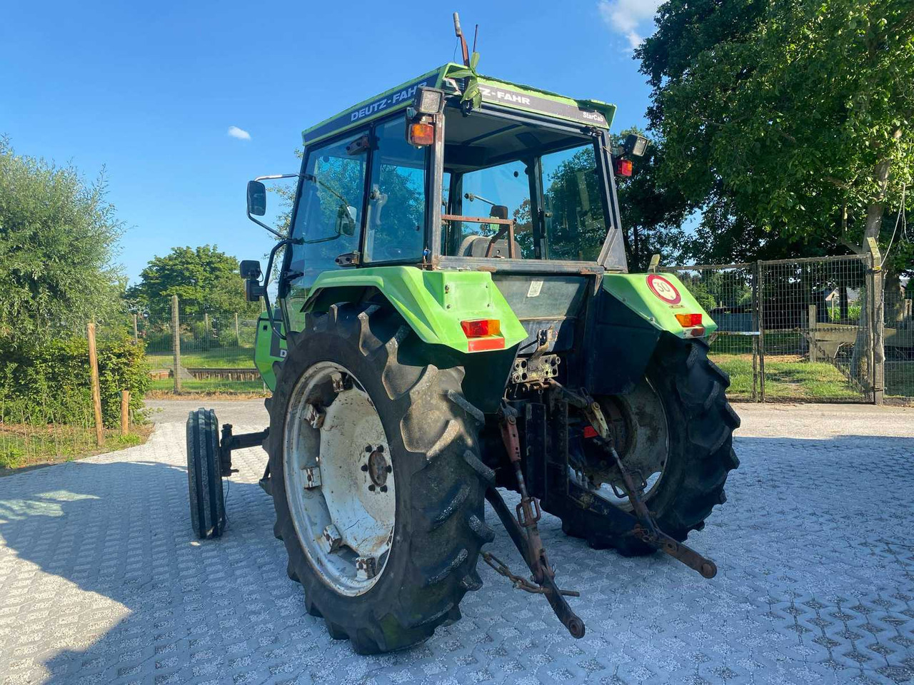 Deutz-Fahr DX3.50 - Traktor: foto 5 Deutz-Fahr DX3.50 - Traktor: foto 5