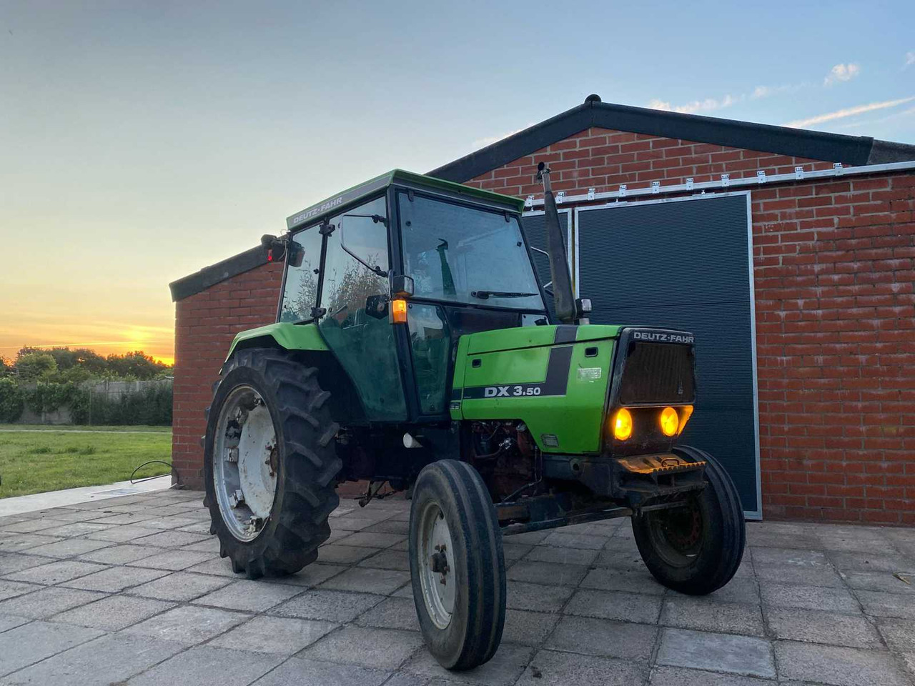 Deutz-Fahr DX3.50 - Traktor: foto 2 Deutz-Fahr DX3.50 - Traktor: foto 2