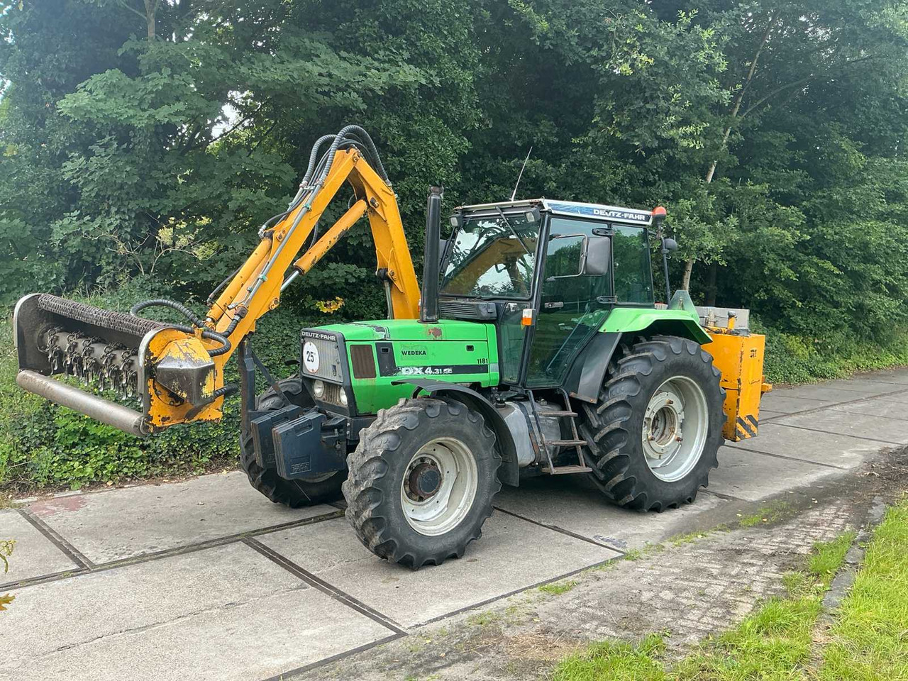 Deutz-fahr DX4.31 SE - Traktor: foto 1 Deutz-fahr DX4.31 SE - Traktor: foto 1