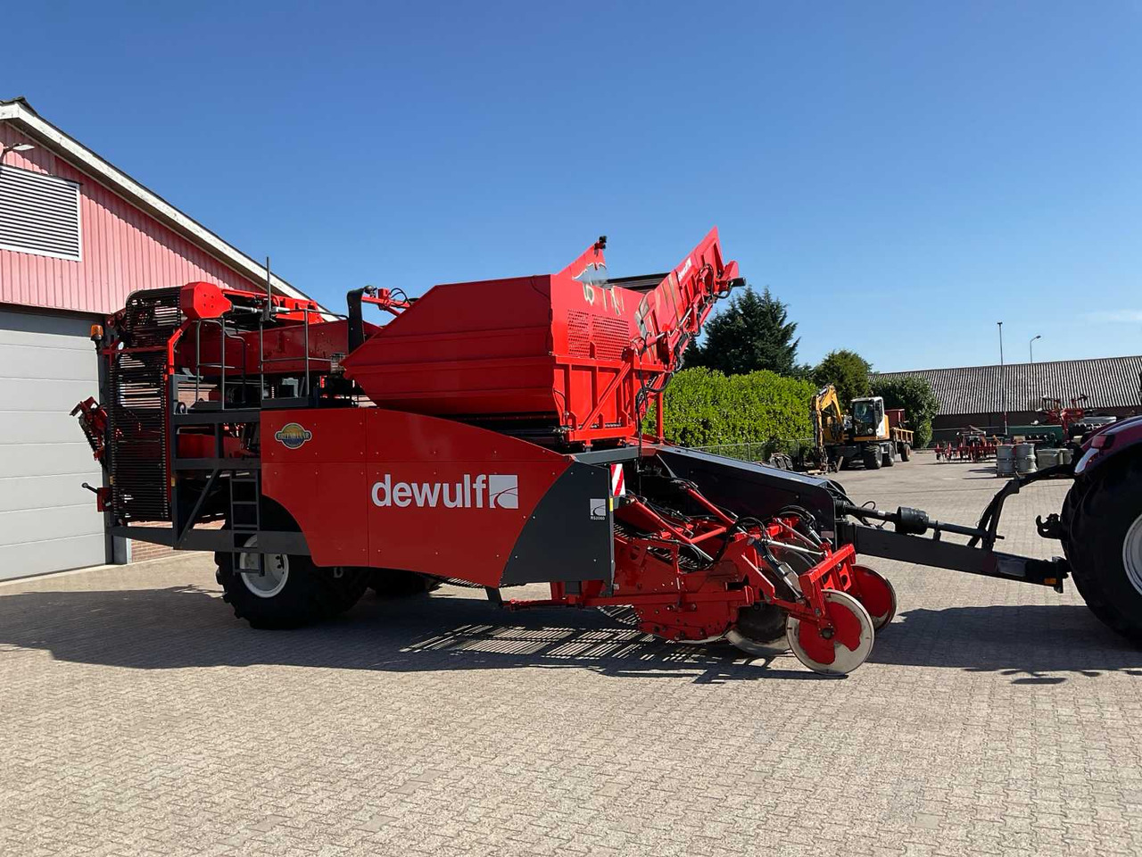Dewulf R2060 - Makinë për nxjerrjen e patateve: foto 3 Dewulf R2060 - Makinë për nxjerrjen e patateve: foto 3