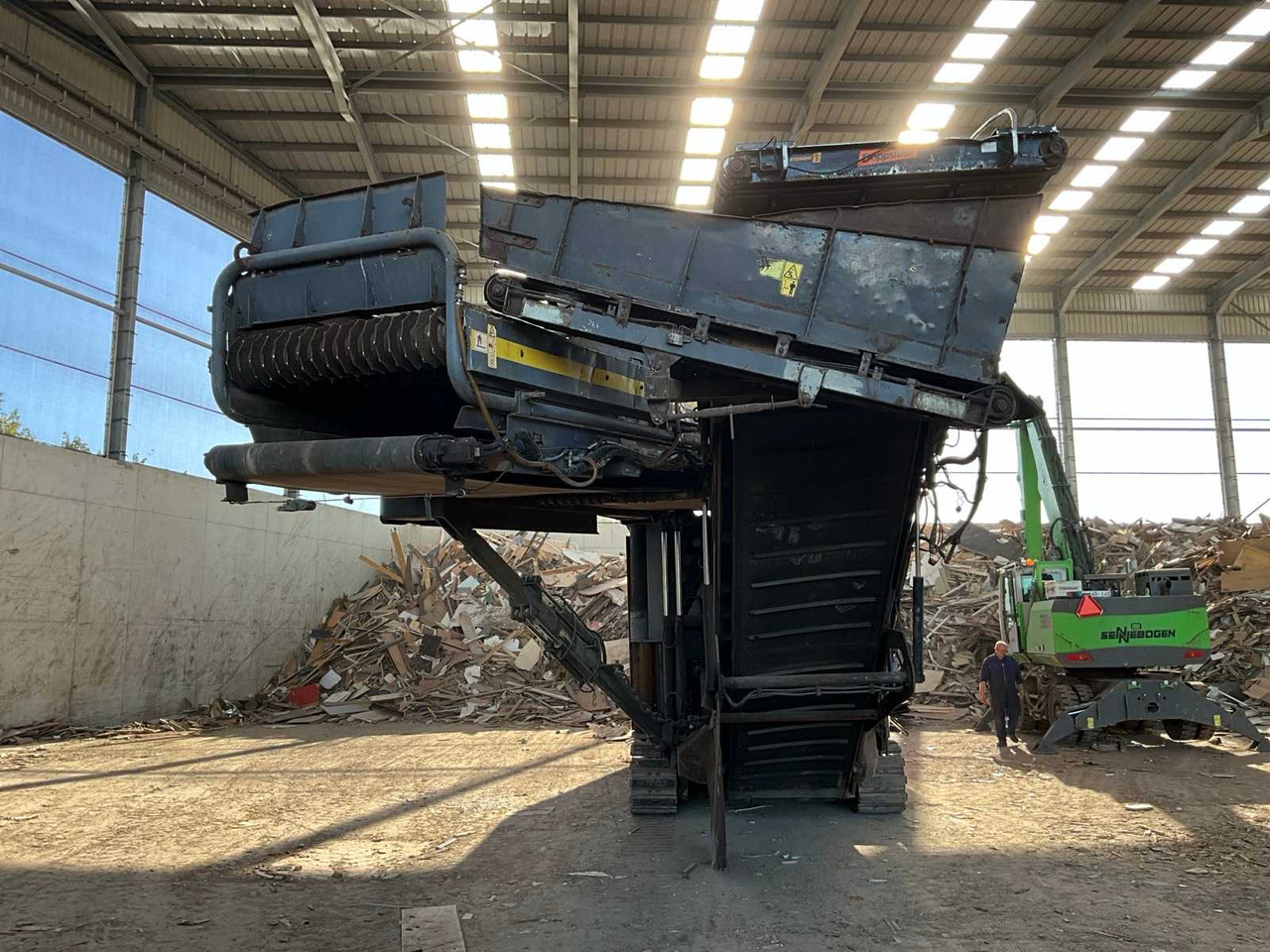 Doppstadt Inventhor type 9 slow speed Schröder line - Gurëthyesi i lëvizshëm: foto 4 Doppstadt Inventhor type 9 slow speed Schröder line - Gurëthyesi i lëvizshëm: foto 4