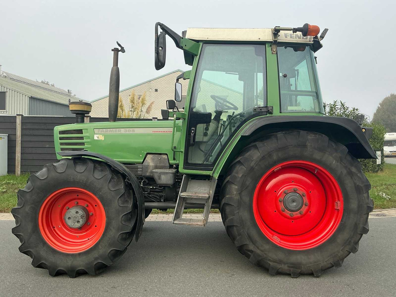 Fendt 308 Turbomatik - Traktor: foto 2 Fendt 308 Turbomatik - Traktor: foto 2